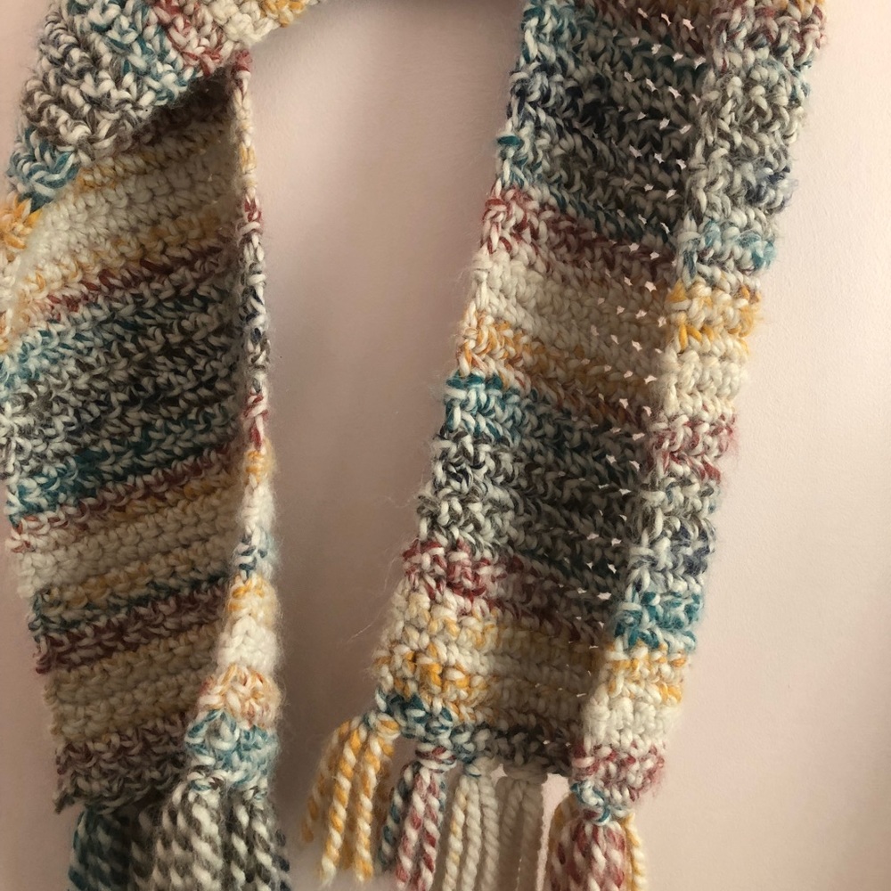 Knitted scarf